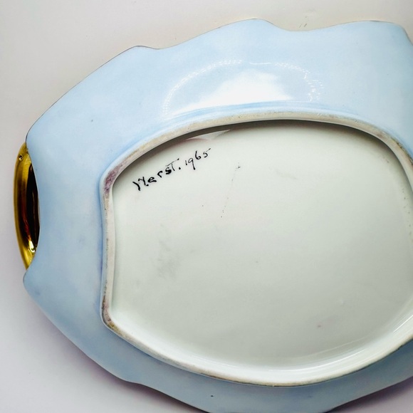 Vintage Hand Painted Porcelain Leaf Candy Dish Bowl Floral Golden Accents - Picture 5 of 5